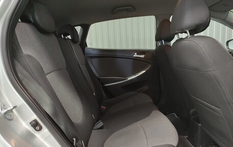 Hyundai Solaris II рестайлинг, 2011 год, 680 000 рублей, 10 фотография