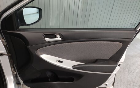 Hyundai Solaris II рестайлинг, 2011 год, 680 000 рублей, 16 фотография