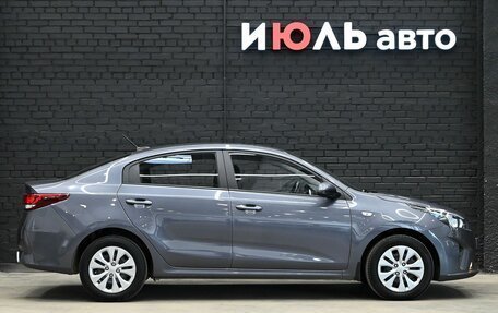 KIA Rio IV, 2021 год, 1 695 000 рублей, 9 фотография
