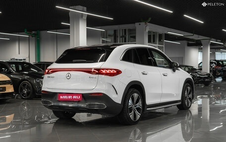 Mercedes-Benz EQE, 2023 год, 8 450 000 рублей, 4 фотография