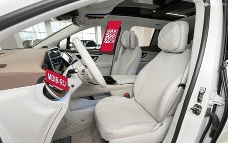 Mercedes-Benz EQE, 2023 год, 8 450 000 рублей, 12 фотография