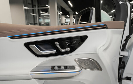 Mercedes-Benz EQE, 2023 год, 8 450 000 рублей, 24 фотография