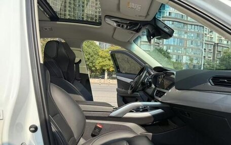 Geely Tugella FY11, 2022 год, 1 901 000 рублей, 10 фотография