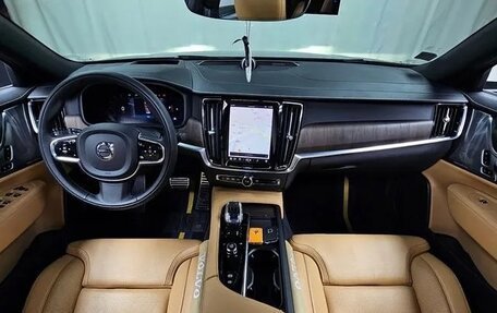 Volvo S90 II рестайлинг, 2022 год, 4 370 000 рублей, 7 фотография