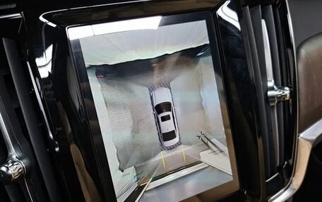 Volvo S90 II рестайлинг, 2022 год, 4 370 000 рублей, 15 фотография