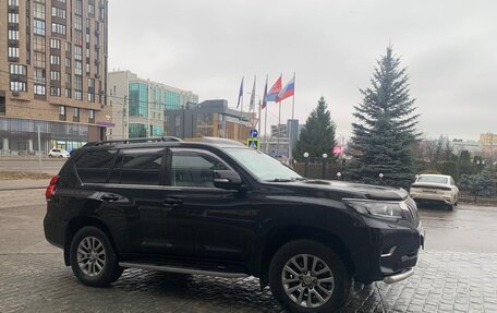 Toyota Land Cruiser Prado 150 рестайлинг 2, 2018 год, 5 700 000 рублей, 2 фотография