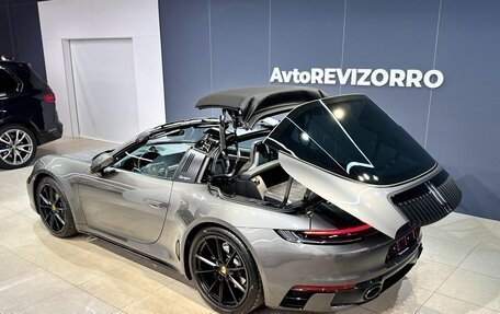 Porsche 911, 2021 год, 20 000 000 рублей, 9 фотография