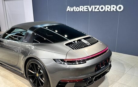 Porsche 911, 2021 год, 20 000 000 рублей, 6 фотография