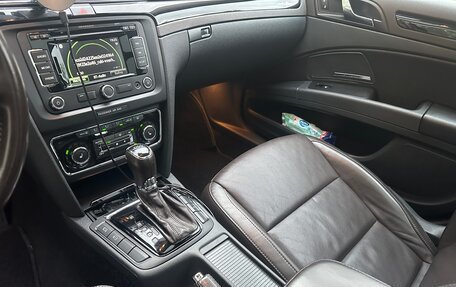Skoda Superb III рестайлинг, 2013 год, 1 650 000 рублей, 12 фотография