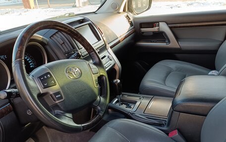 Toyota Land Cruiser 200, 2009 год, 2 990 000 рублей, 7 фотография