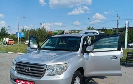 Toyota Land Cruiser 200, 2009 год, 2 990 000 рублей, 3 фотография