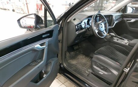 Volkswagen Touareg III, 2019 год, 4 797 000 рублей, 5 фотография