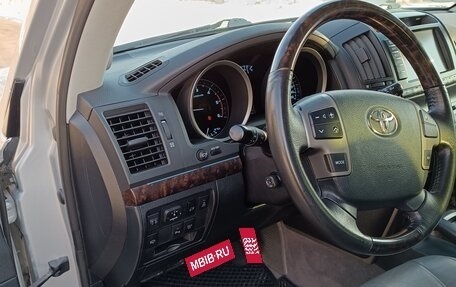 Toyota Land Cruiser 200, 2009 год, 2 990 000 рублей, 11 фотография