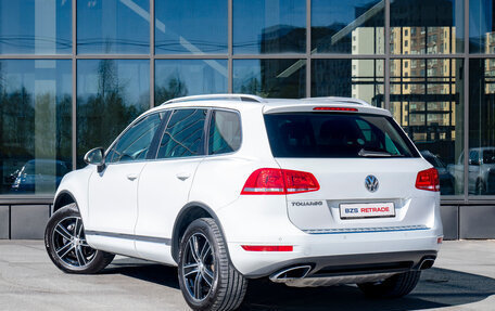 Volkswagen Touareg III, 2013 год, 2 190 000 рублей, 4 фотография