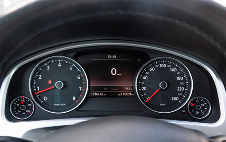 Volkswagen Touareg III, 2013 год, 2 190 000 рублей, 28 фотография