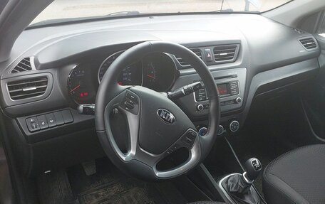 KIA Rio III рестайлинг, 2015 год, 990 000 рублей, 8 фотография