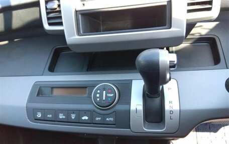 Honda Freed I, 2010 год, 911 000 рублей, 10 фотография