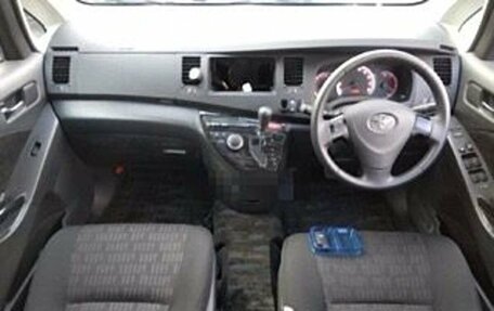 Toyota ISis I, 2012 год, 1 250 000 рублей, 5 фотография