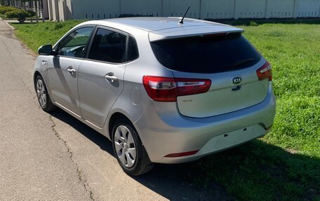 KIA Rio III рестайлинг, 2014 год, 960 000 рублей, 3 фотография