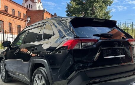 Toyota RAV4, 2021 год, 4 395 000 рублей, 2 фотография