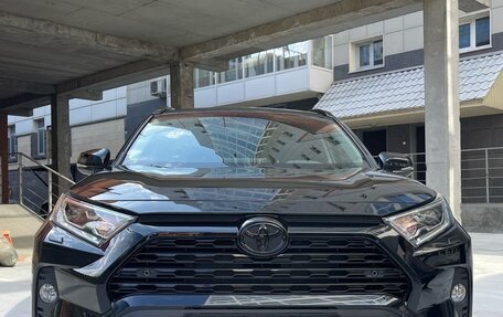 Toyota RAV4, 2021 год, 4 395 000 рублей, 4 фотография