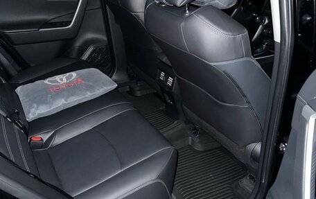 Toyota RAV4, 2021 год, 4 395 000 рублей, 12 фотография