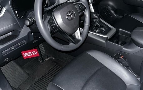Toyota RAV4, 2021 год, 4 395 000 рублей, 7 фотография