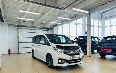 Honda Stepwgn IV, 2017 год, 2 499 900 рублей, 8 фотография