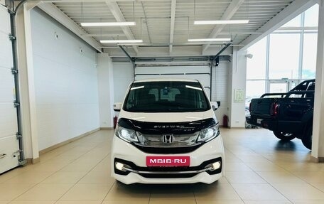 Honda Stepwgn IV, 2017 год, 2 499 900 рублей, 9 фотография