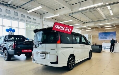 Honda Stepwgn IV, 2017 год, 2 499 900 рублей, 6 фотография