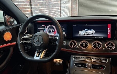 Mercedes-Benz E-Класс, 2017 год, 3 490 000 рублей, 10 фотография