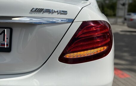 Mercedes-Benz E-Класс, 2017 год, 3 490 000 рублей, 21 фотография