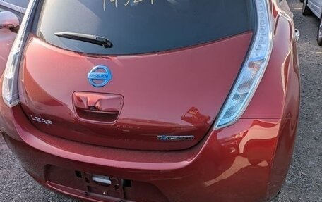 Nissan Leaf I, 2015 год, 730 000 рублей, 2 фотография