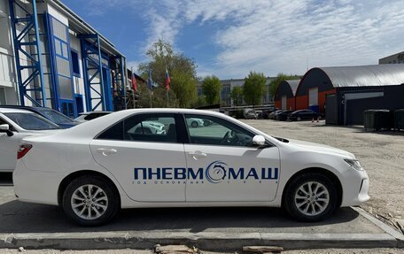 Toyota Camry, 2015 год, 1 600 000 рублей, 2 фотография
