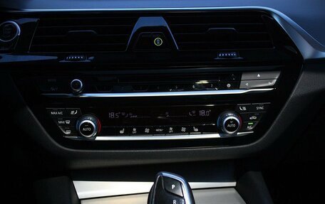 BMW 5 серия, 2019 год, 3 093 000 рублей, 14 фотография