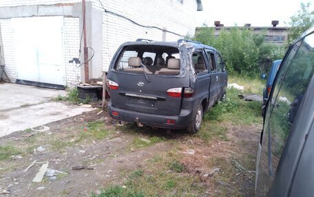 Hyundai Starex I рестайлинг, 2004 год, 255 000 рублей, 8 фотография