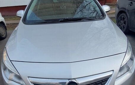 Opel Astra J, 2011 год, 799 000 рублей, 2 фотография