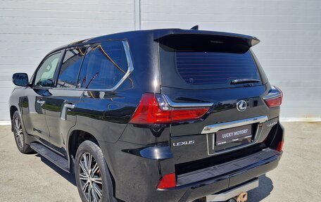 Lexus LX III, 2017 год, 5 890 000 рублей, 6 фотография