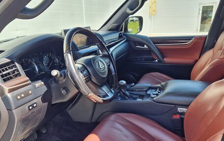 Lexus LX III, 2017 год, 5 890 000 рублей, 12 фотография