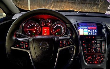 Opel Astra J, 2014 год, 680 000 рублей, 11 фотография