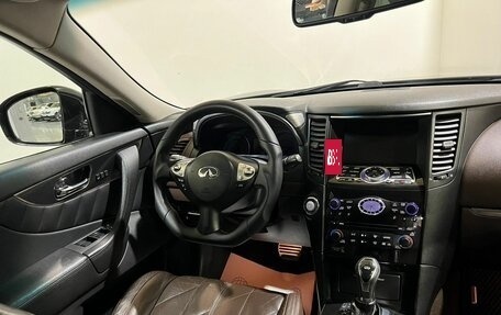 Infiniti FX II, 2009 год, 1 800 000 рублей, 11 фотография