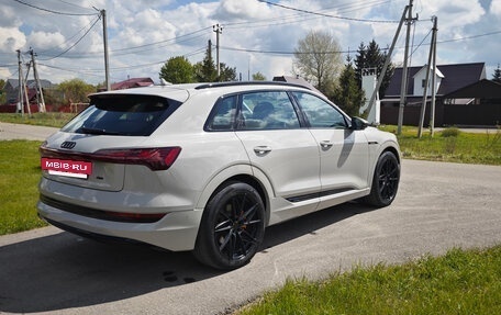 Audi e-tron I, 2019 год, 4 890 000 рублей, 4 фотография