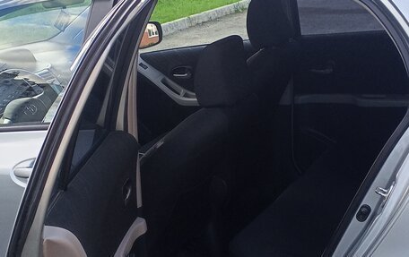 Toyota Yaris III рестайлинг, 2008 год, 700 000 рублей, 5 фотография