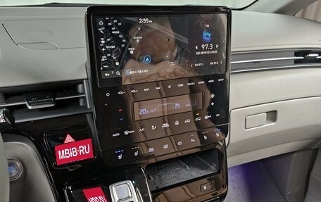 Hyundai Staria, 2023 год, 5 610 000 рублей, 12 фотография