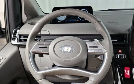 Hyundai Staria, 2023 год, 5 610 000 рублей, 7 фотография