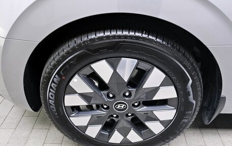 Hyundai Staria, 2023 год, 5 610 000 рублей, 17 фотография