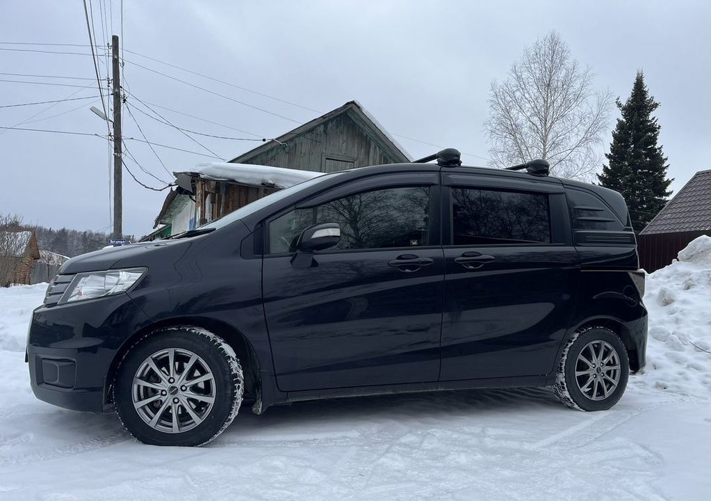 Honda Freed I, 2012 год, 1 240 000 рублей, 4 фотография