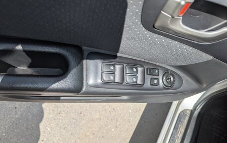 KIA Magentis II рестайлинг, 2008 год, 700 000 рублей, 11 фотография