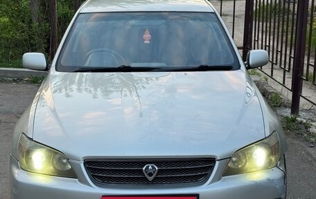 Toyota Altezza, 2001 год, 650 000 рублей, 5 фотография