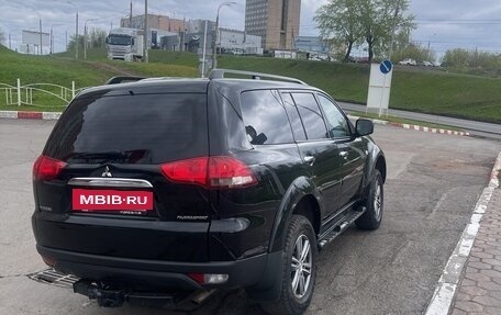 Mitsubishi Pajero Sport II рестайлинг, 2014 год, 1 170 000 рублей, 3 фотография